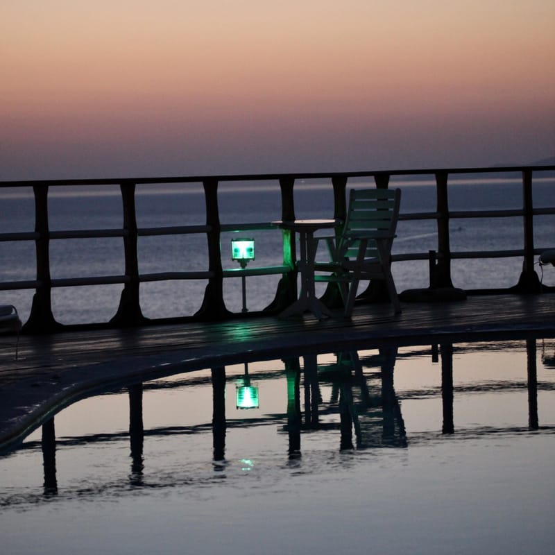 8. GRECE : Mykonos 1, résumé aux Carrés (CCC)