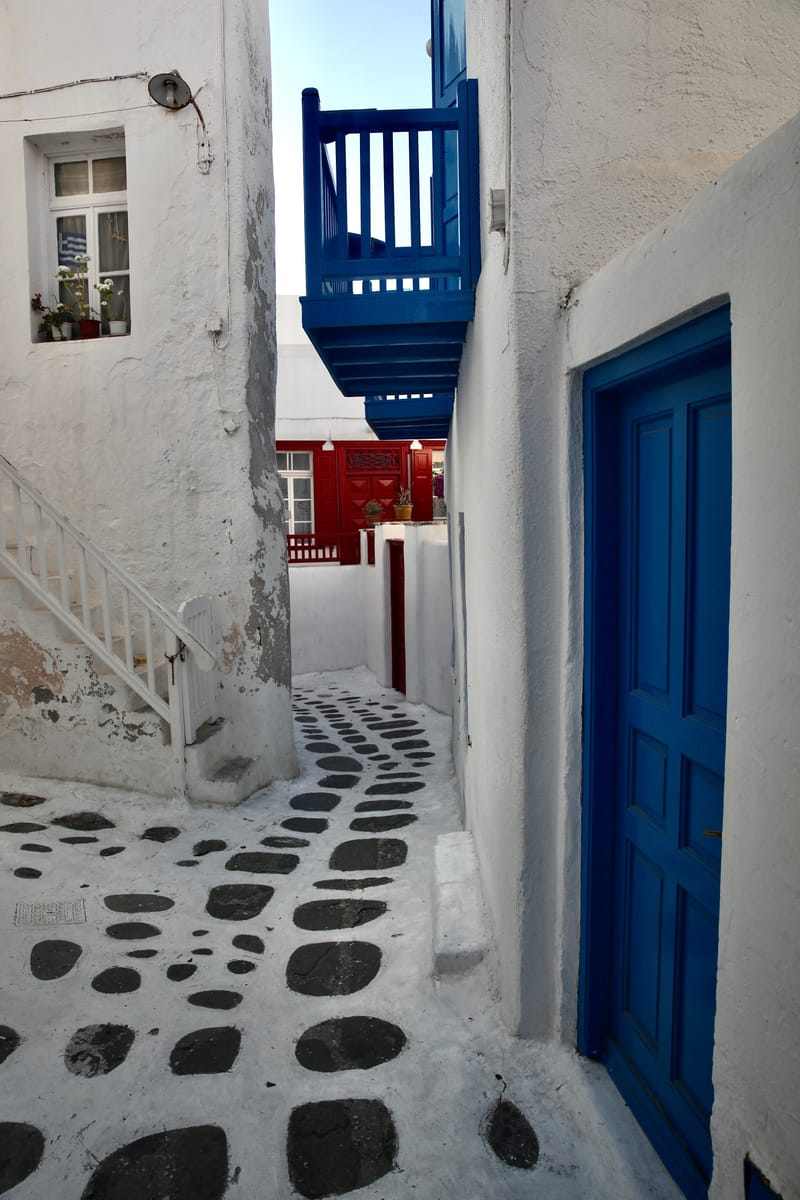 10. GRECE : Mykonos, l'île et sa nature profonde (VTL)