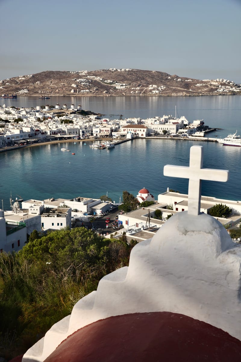 10. GRECE : Mykonos, l'île et sa nature profonde (VTL)