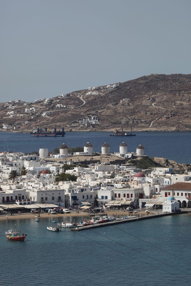 10. GRECE : Mykonos, l'île et sa nature profonde (VTL)
