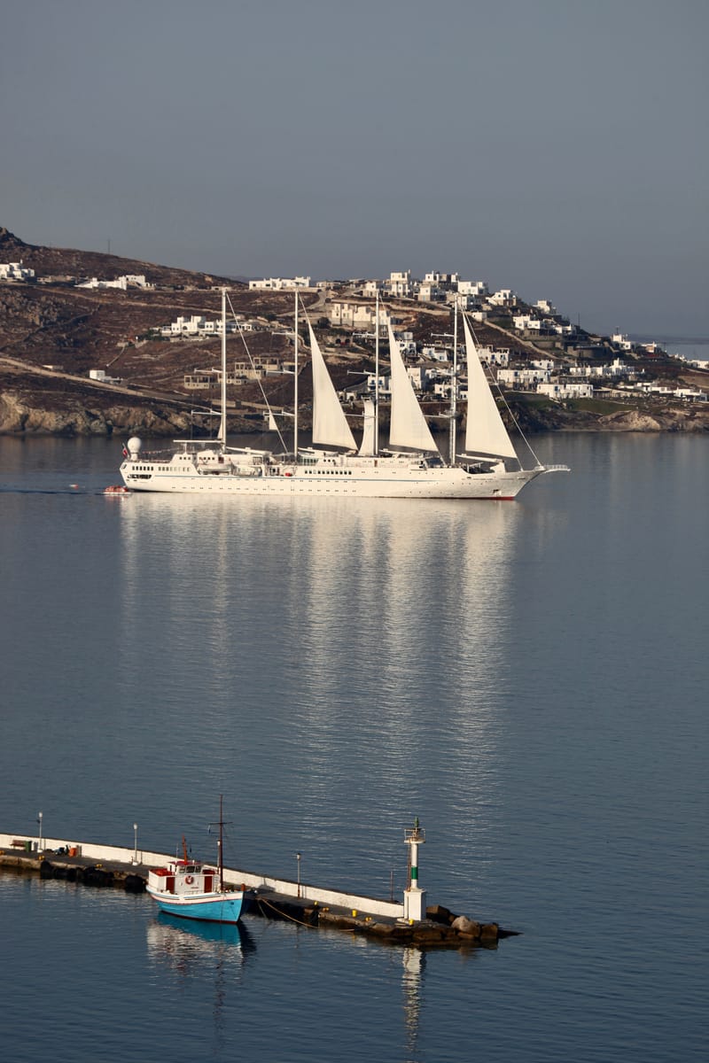 10. GRECE : Mykonos, l'île et sa nature profonde (VTL)