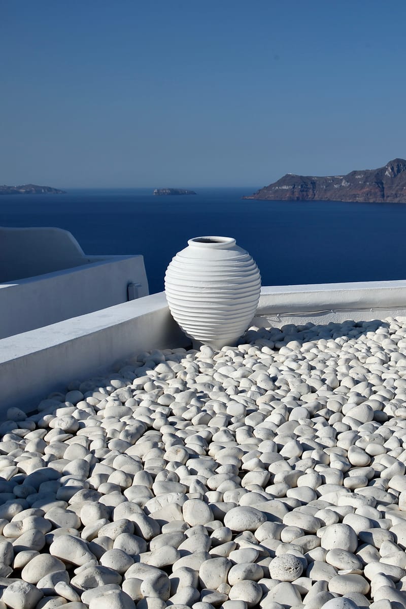 3. GRECE : Santorin, Oia ses ruelles et ses moulins 2 (VTL)