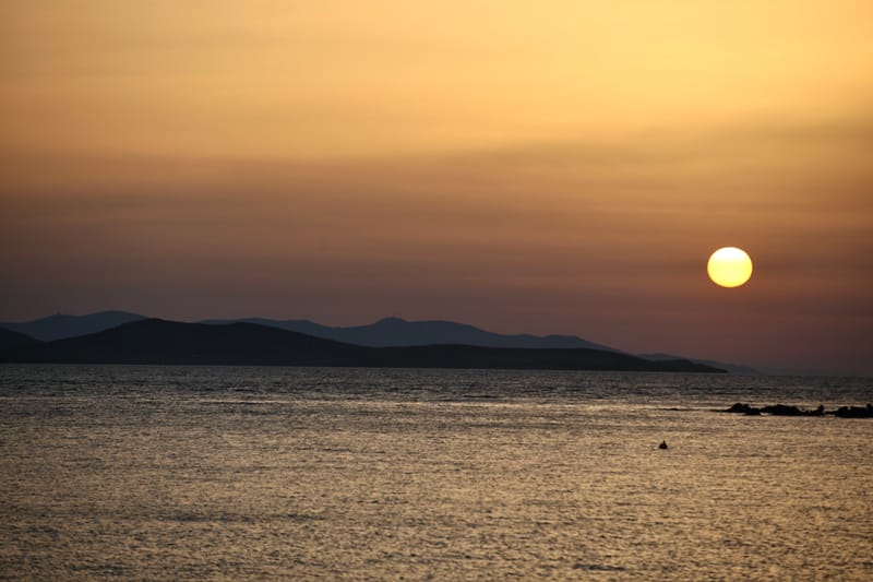 13. GRECE : Selec MYKONOS (HRZ)