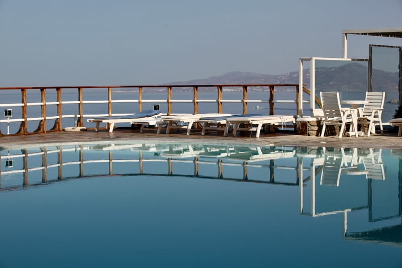 13. GRECE : Selec MYKONOS (HRZ)
