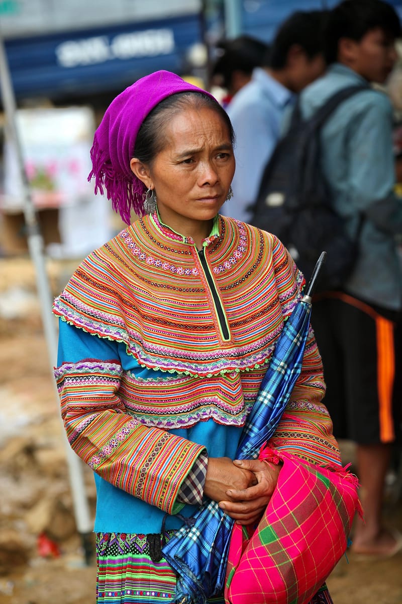 1. Les HMONGS : Marché de Bac Ha