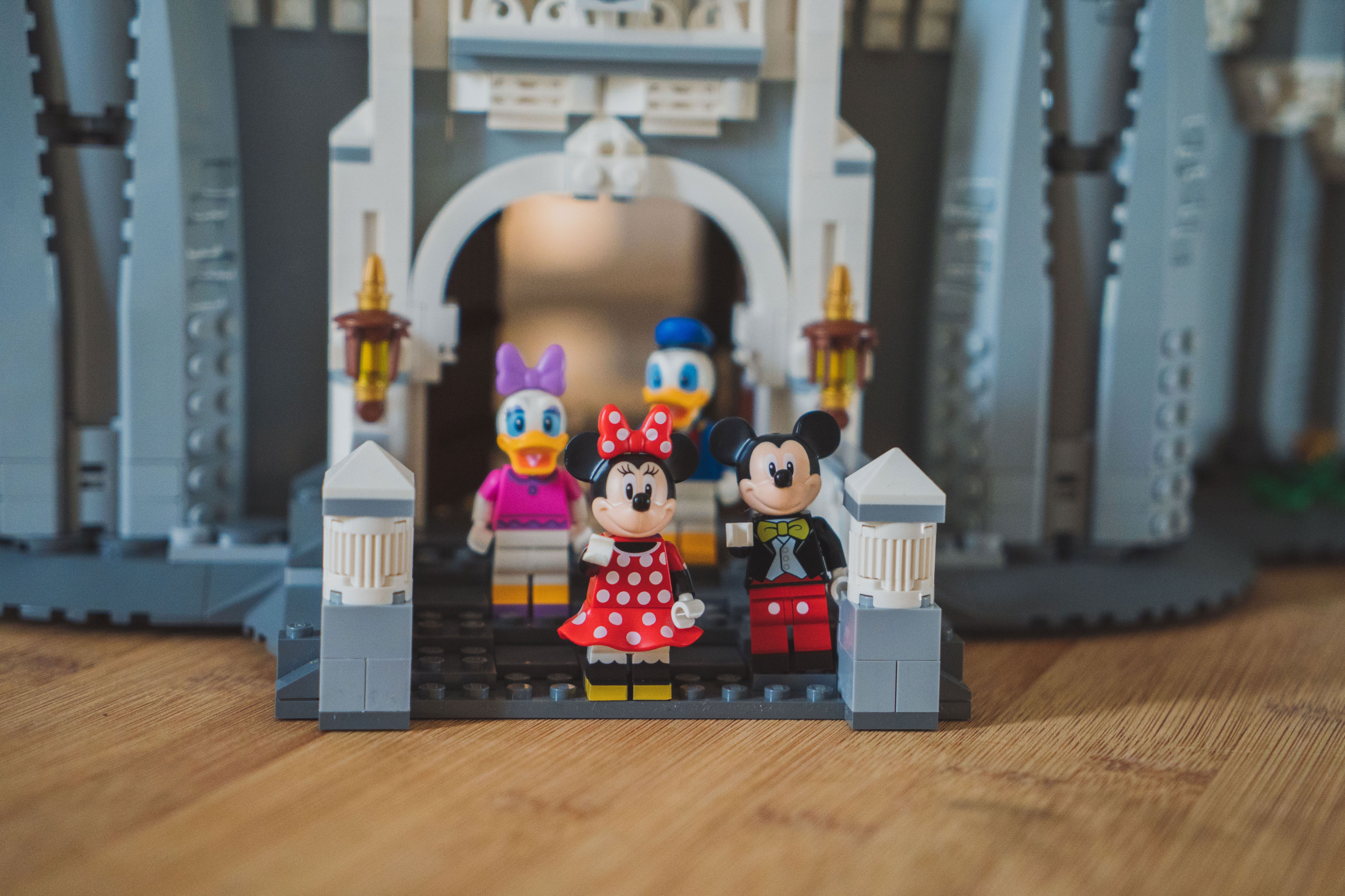 Duo partenariat Disney et Lego