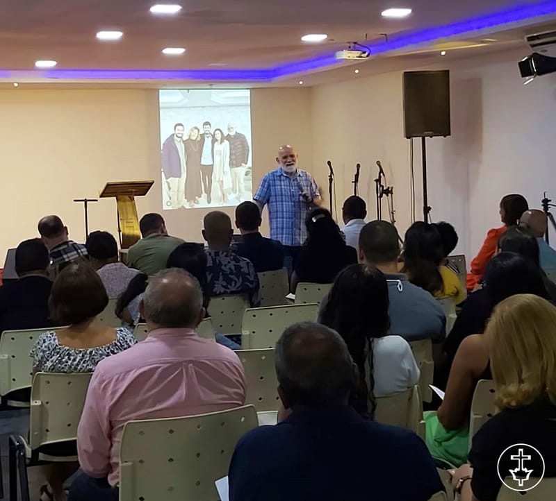 CONFERÊNCIA CHAMADOS PARA FORA