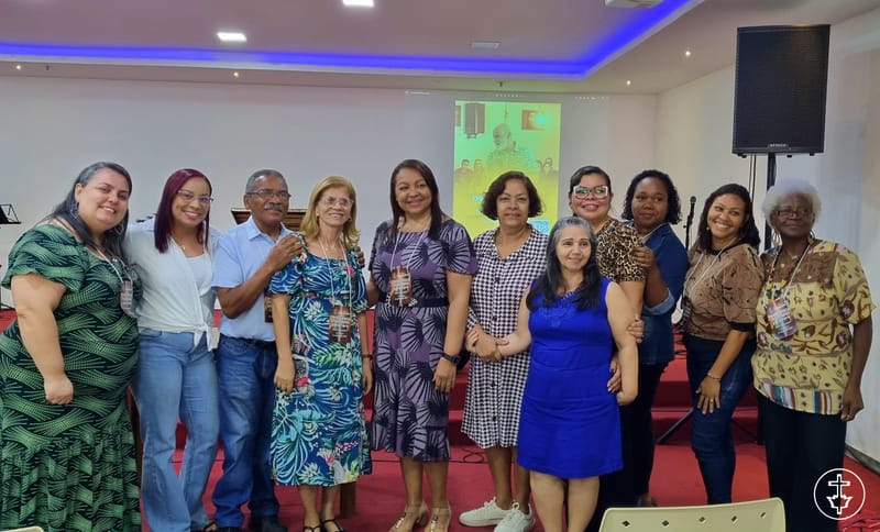 CONFERÊNCIA CHAMADOS PARA FORA