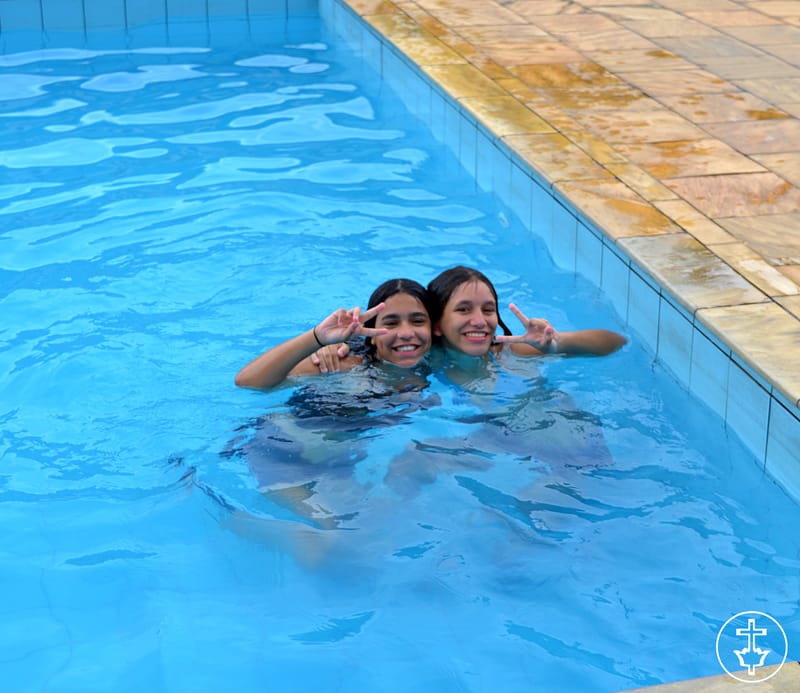 COMUNHÃO, DIVERSÃO E MUITA ALEGRIA