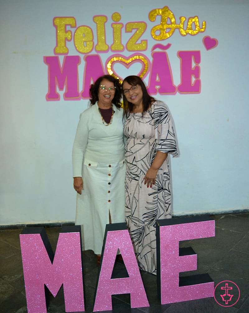 HOMENAGEM ÀS MÃES