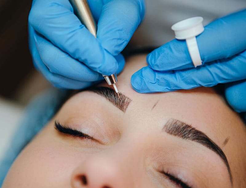 Resalta tus cejas y pestañas