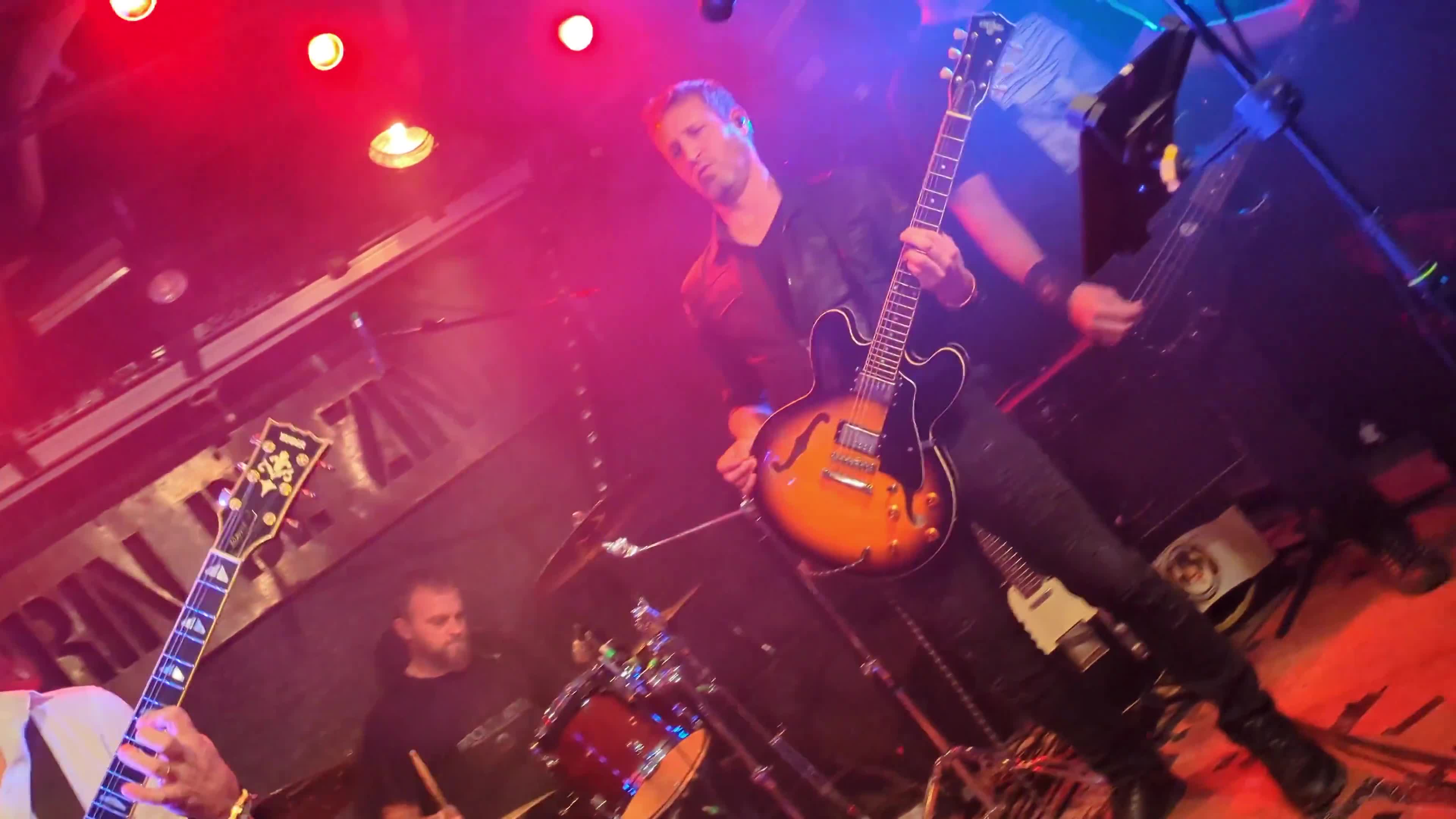 Public live thumbnail