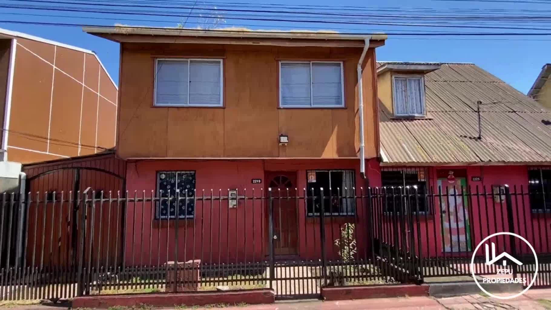 Se vende casa en sector Salvador Allende