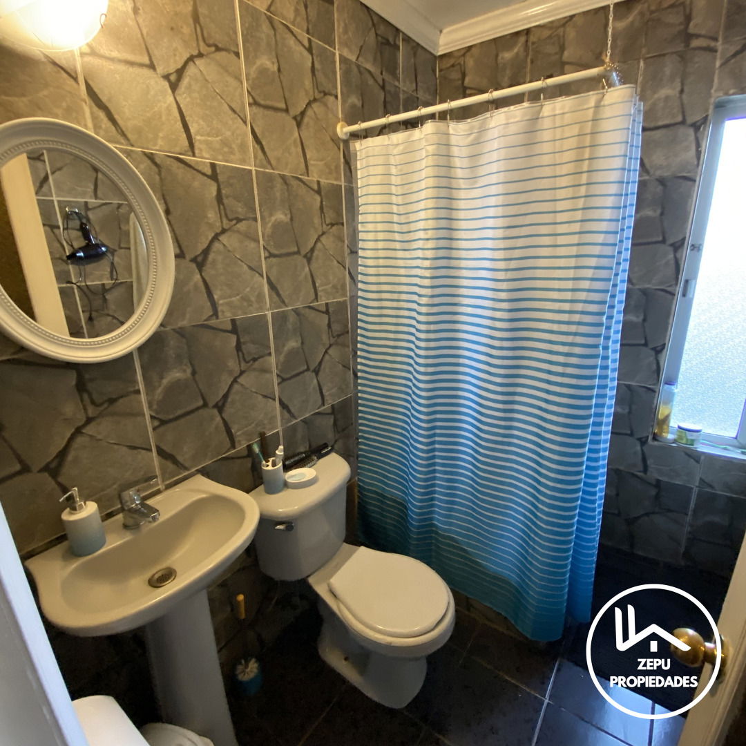 Casa en Venta – Calle Sotomayor, a pasos del centro de Coronel