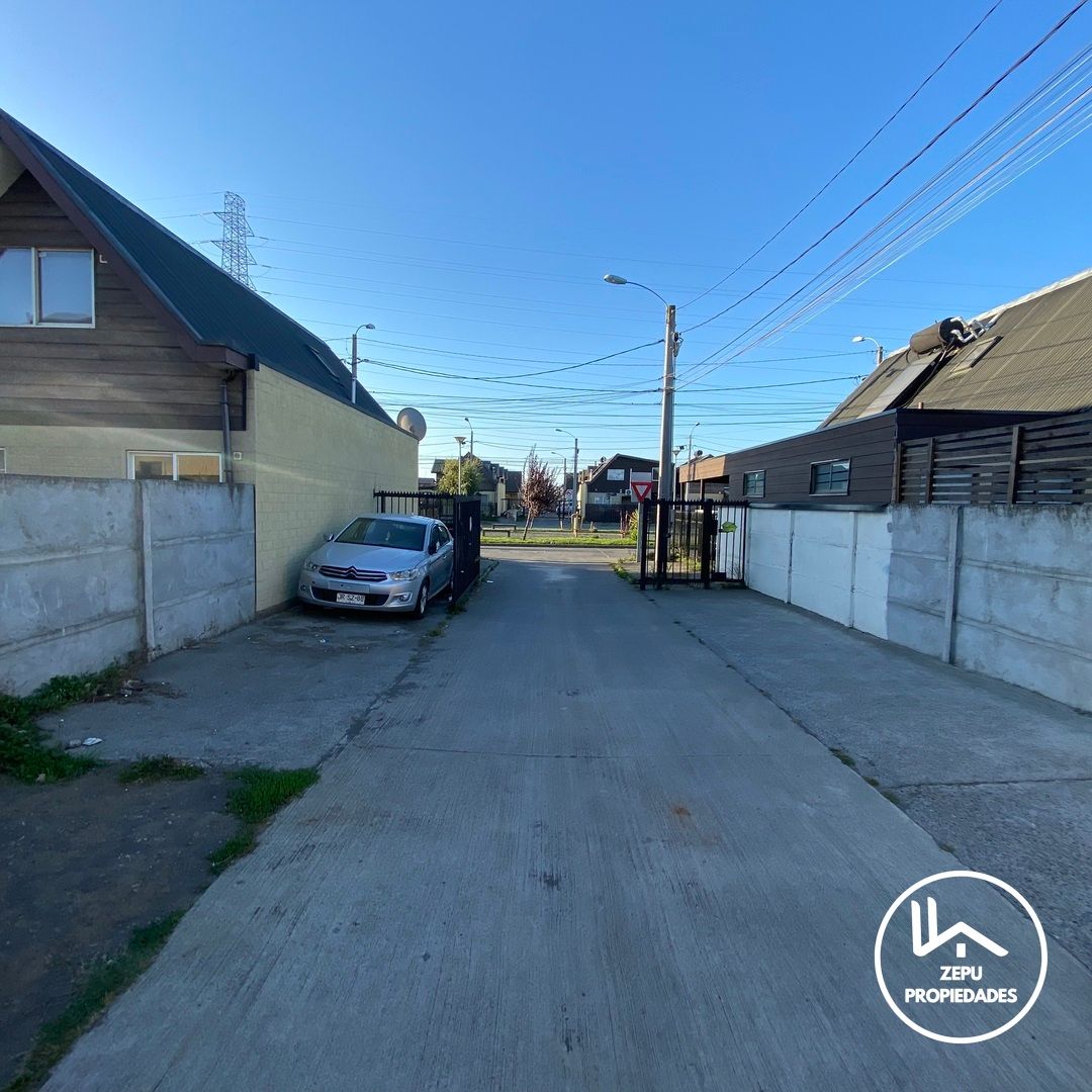 EN VENTA CASA EN CONDOMINIO AIRES DEL BOSQUE CORONEL