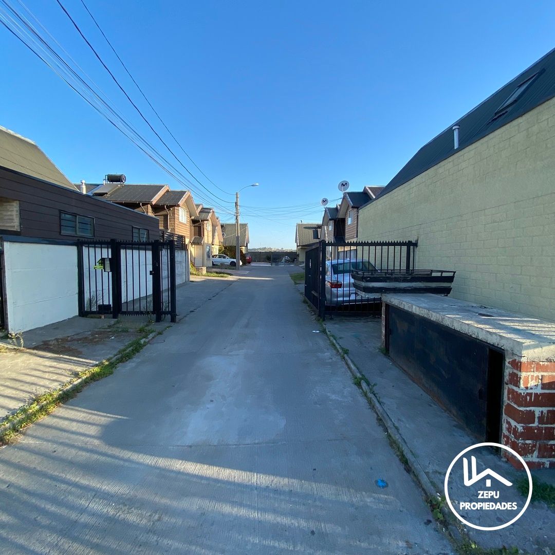 EN VENTA CASA EN CONDOMINIO AIRES DEL BOSQUE CORONEL