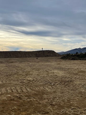 La " BASSINE ou retenue d'eau collinaire" en terme technique
