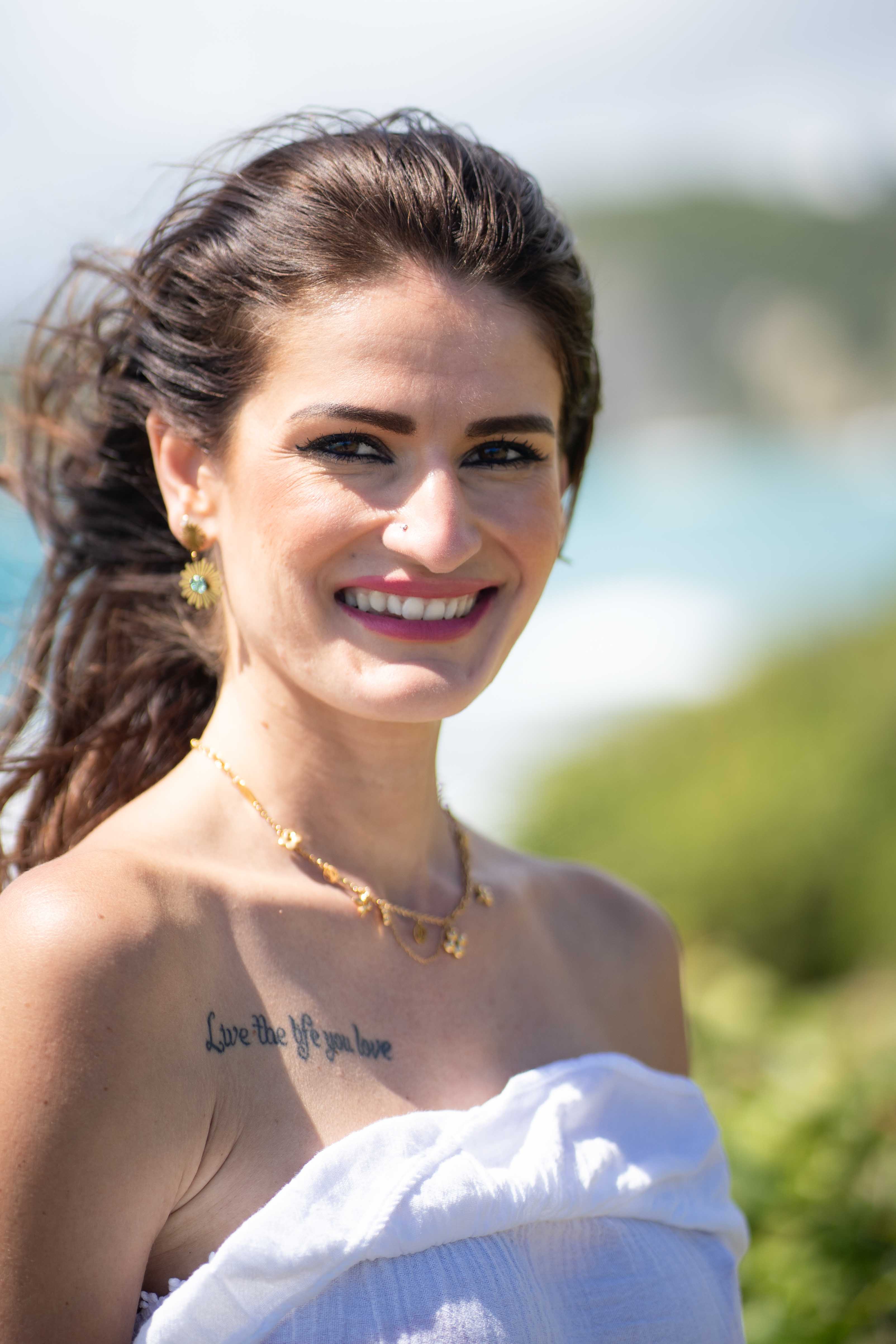 Bursts of Laughter in Petit-Havre