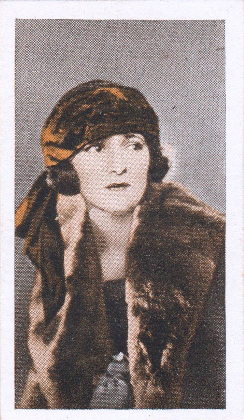 EDITH ROBERTS