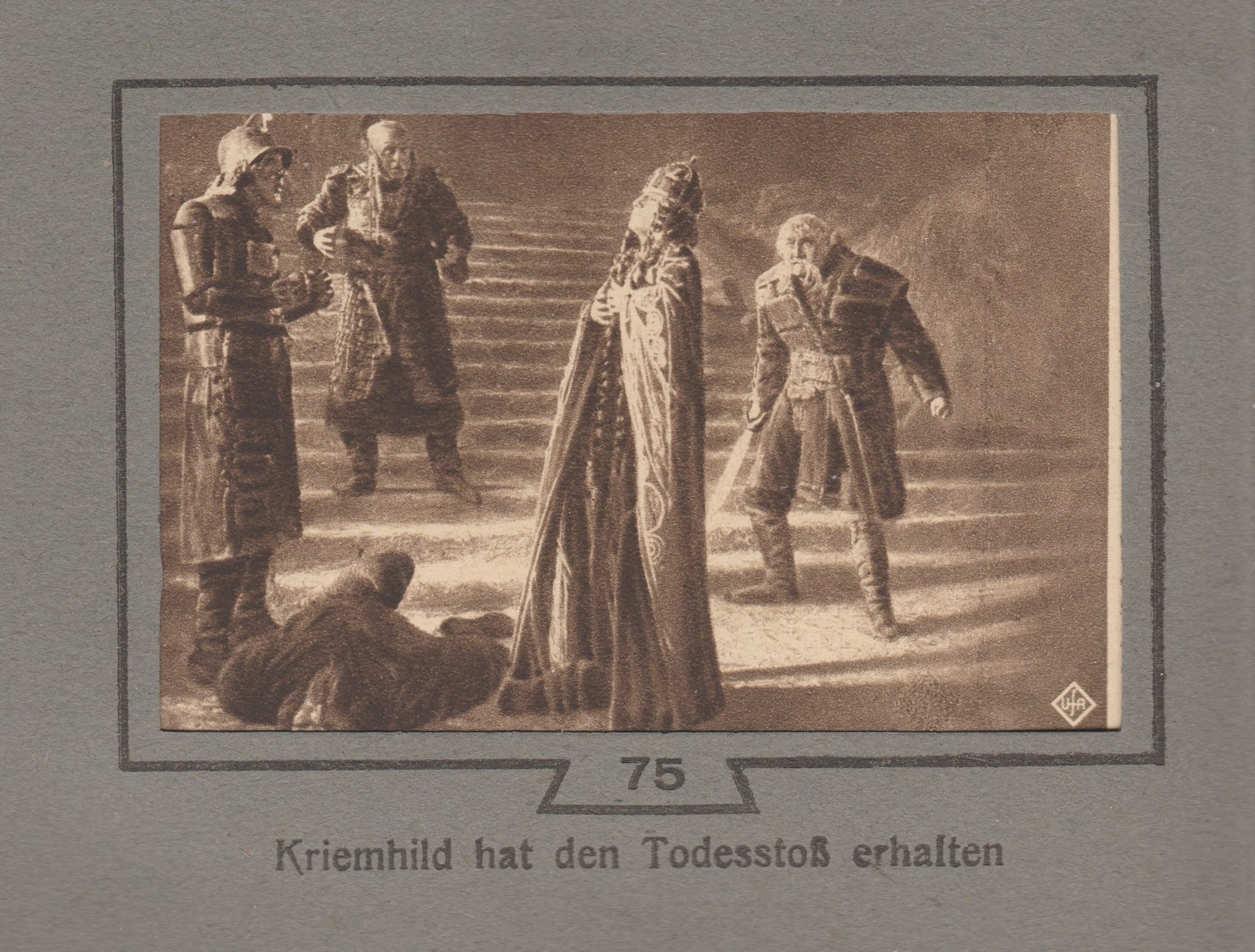 L'Estetica del Monumentalismo: La Costruzione di un Ordine Visivo