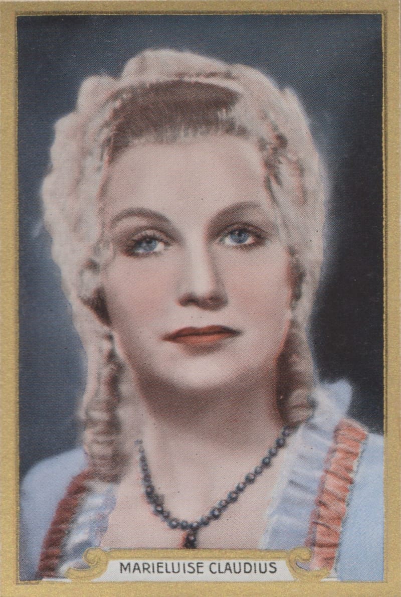 GOLD DOLLAR CIGARETTES (1935)