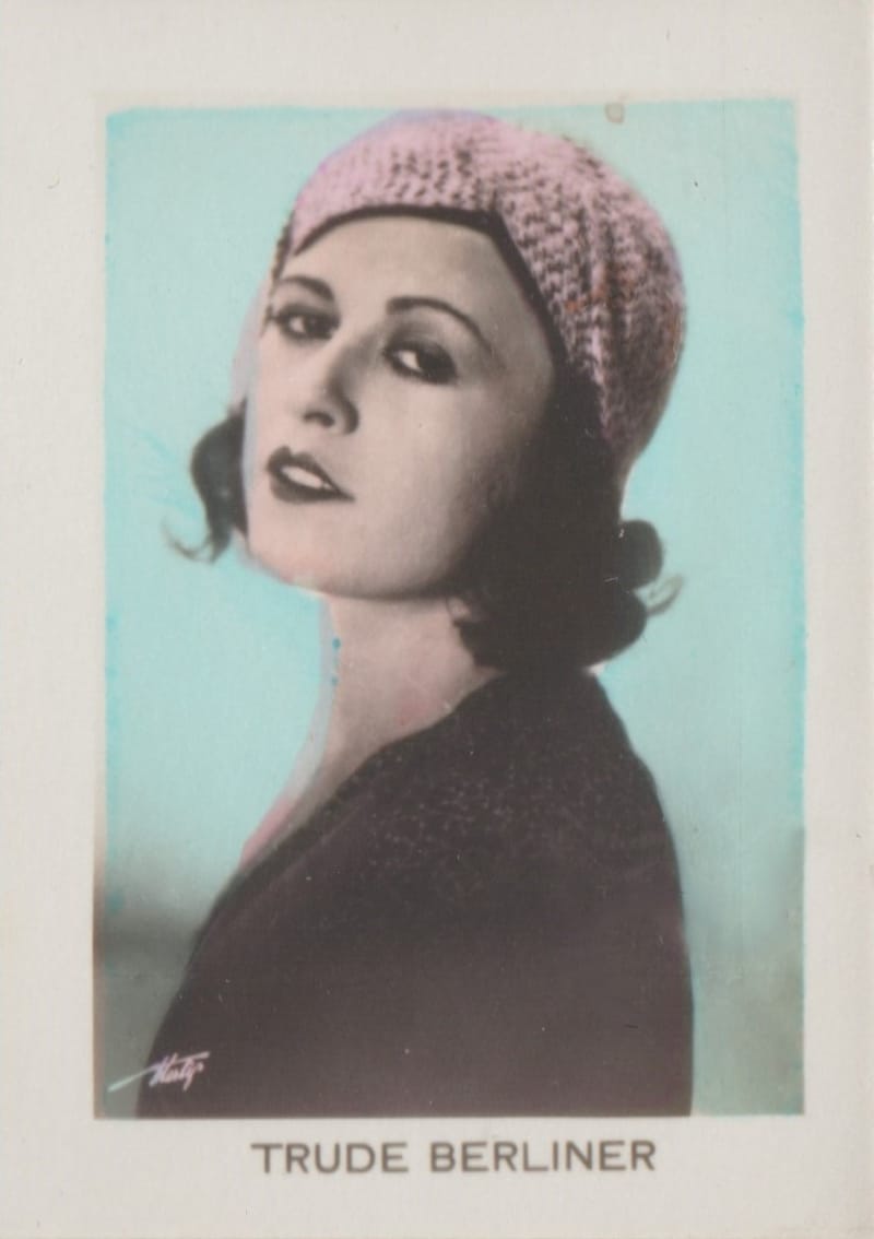 CIGARETTENFABRIK "ORAMI" DRESDA (1932)