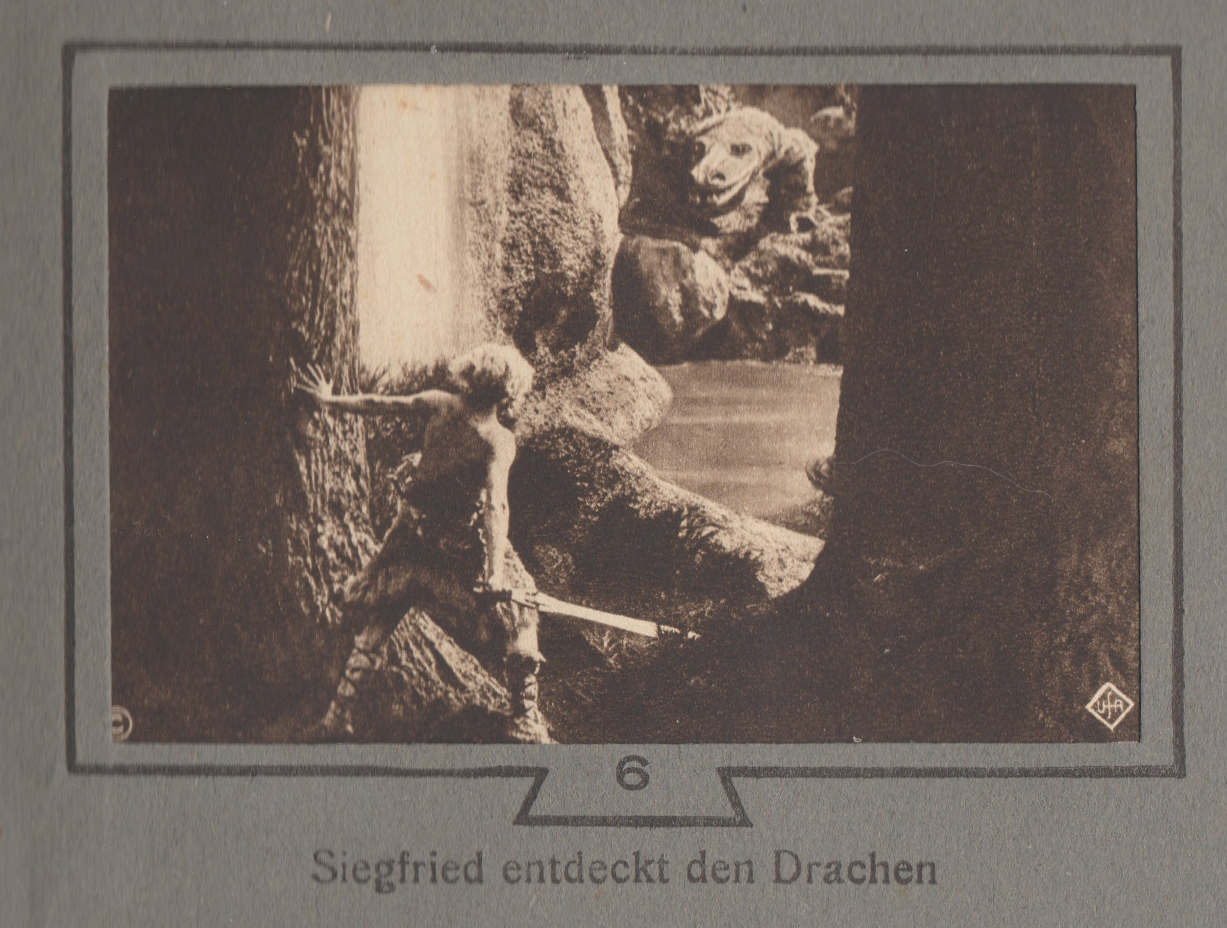 The Aesthetics of Monumentalism: The Construction of a Visual Order