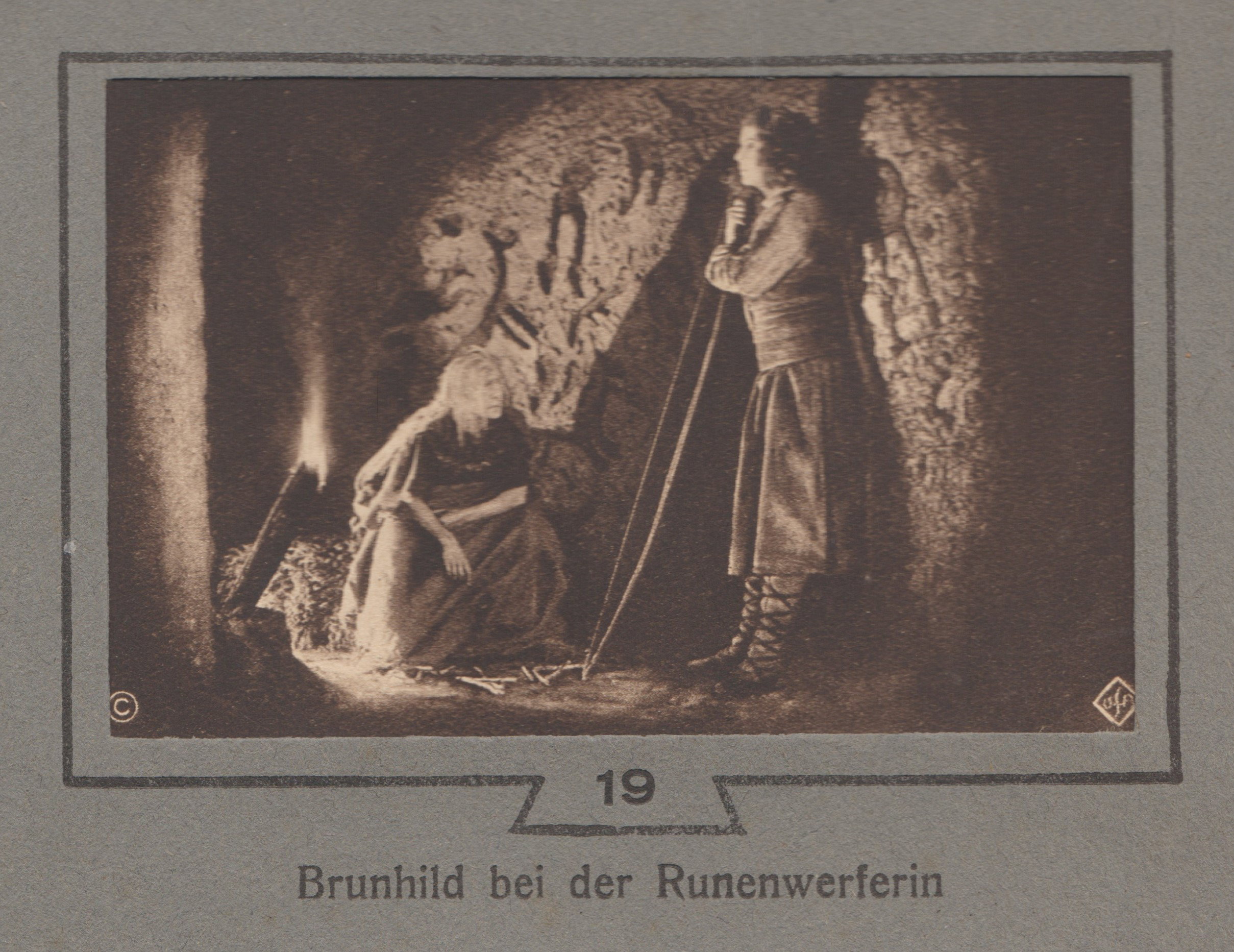 The Aesthetics of Monumentalism: The Construction of a Visual Order