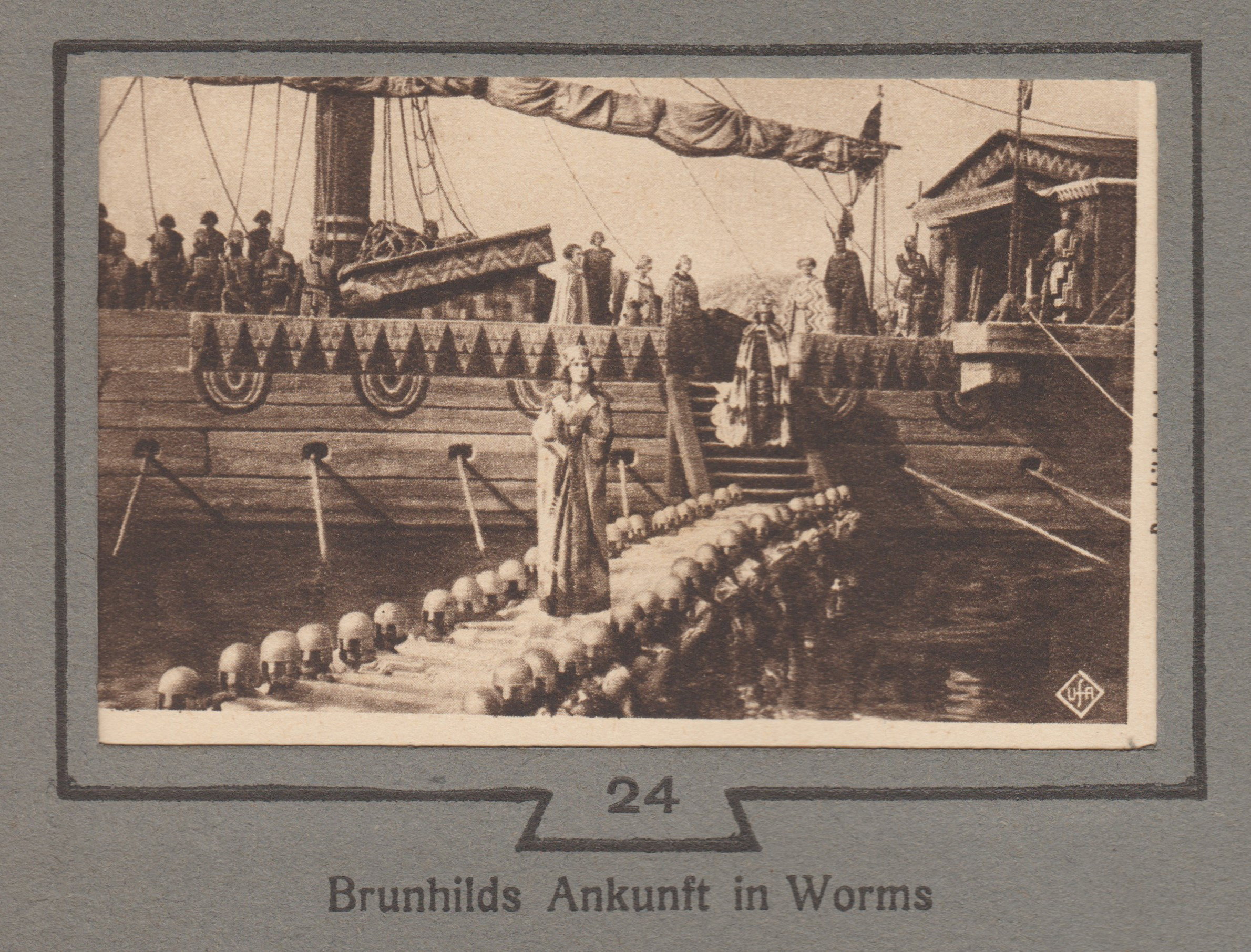 The Aesthetics of Monumentalism: The Construction of a Visual Order