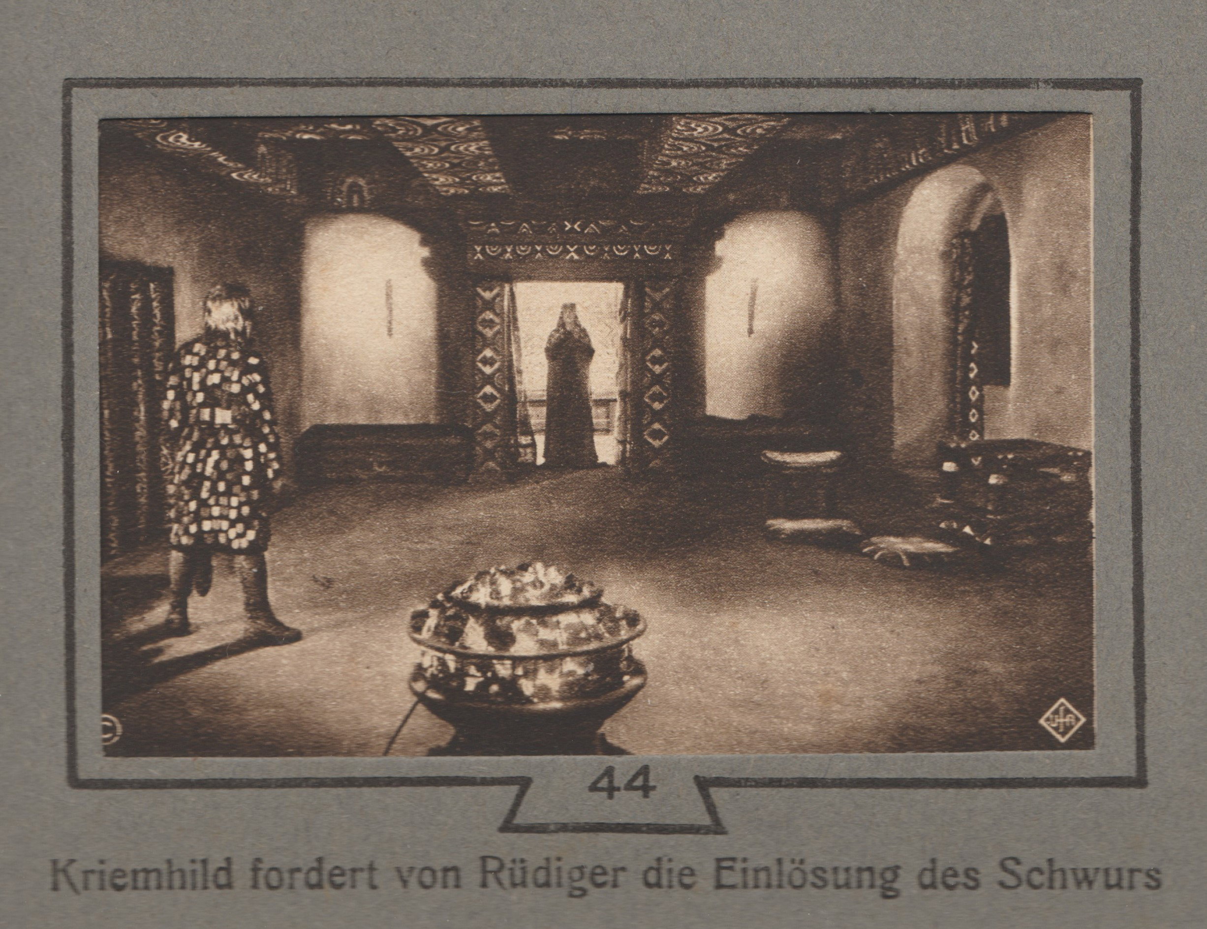 The Aesthetics of Monumentalism: The Construction of a Visual Order