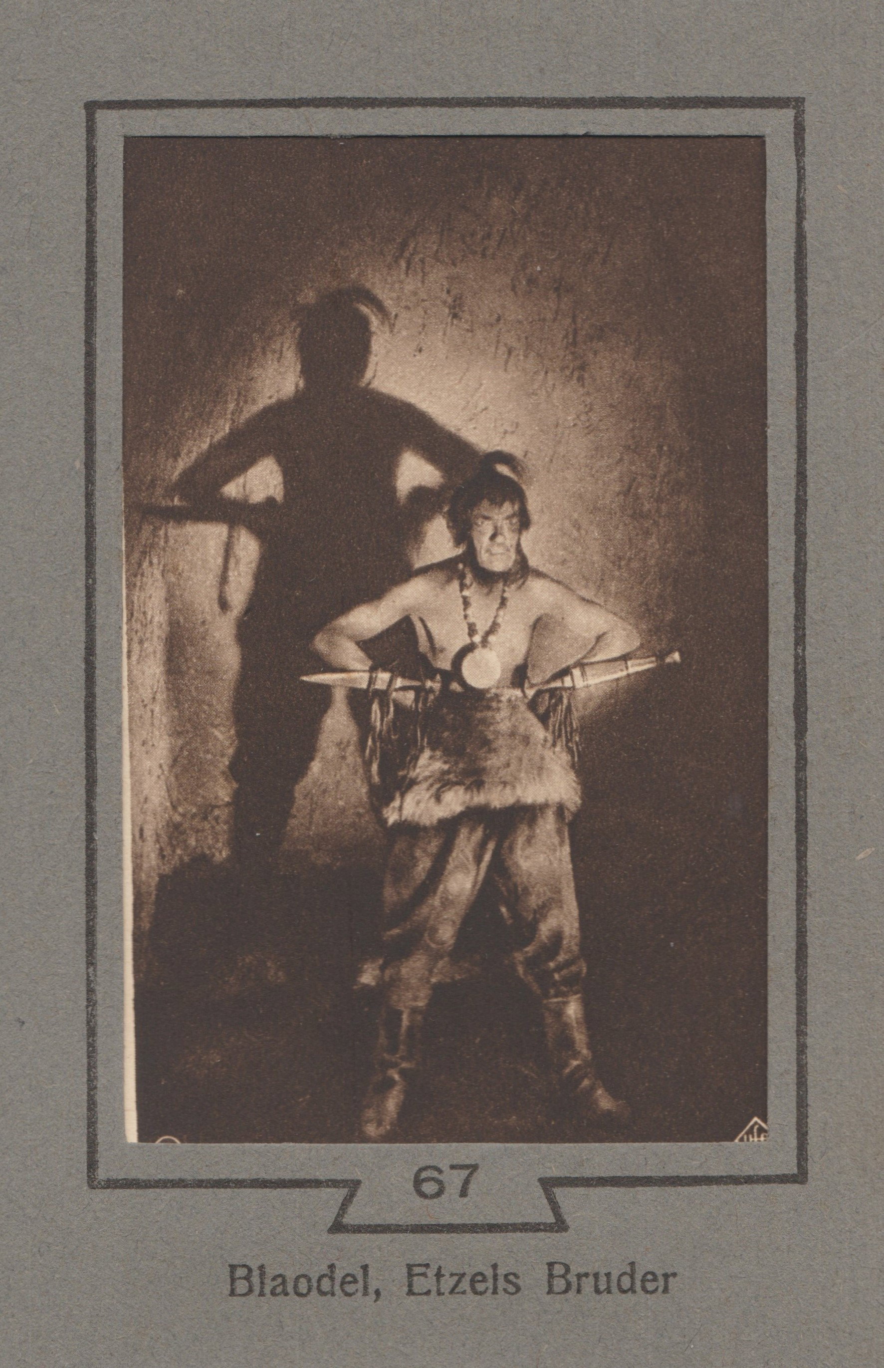 The Aesthetics of Monumentalism: The Construction of a Visual Order