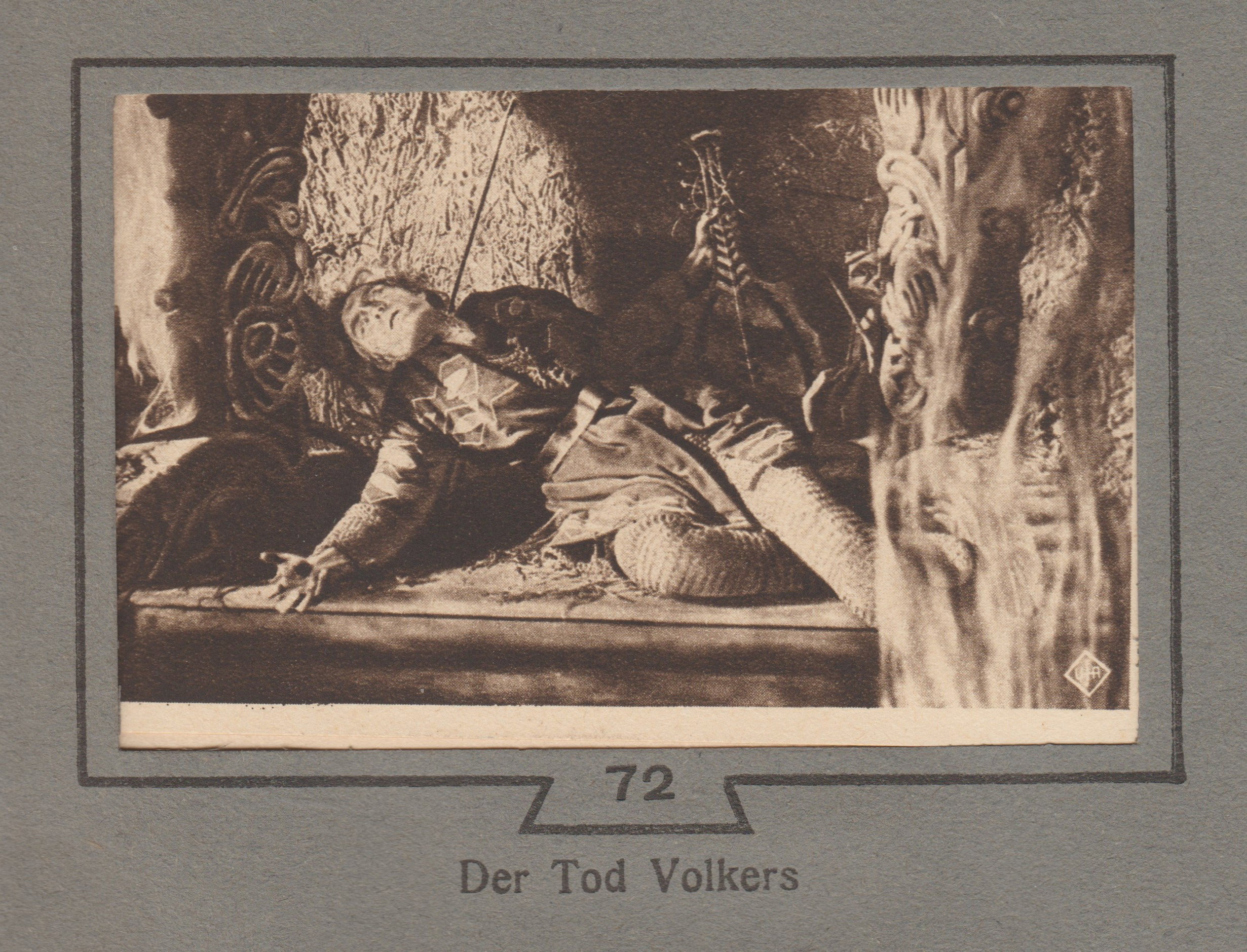 The Aesthetics of Monumentalism: The Construction of a Visual Order