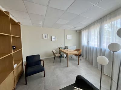 Cabinet paramédical - bureau à la sous location