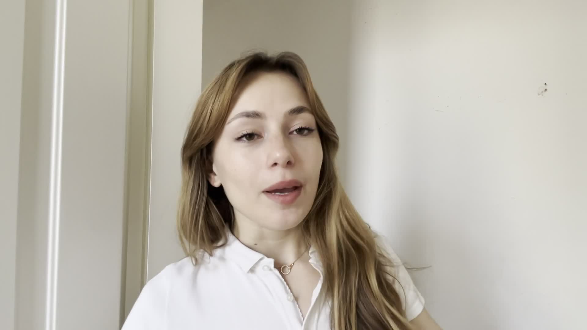 ACTRESS