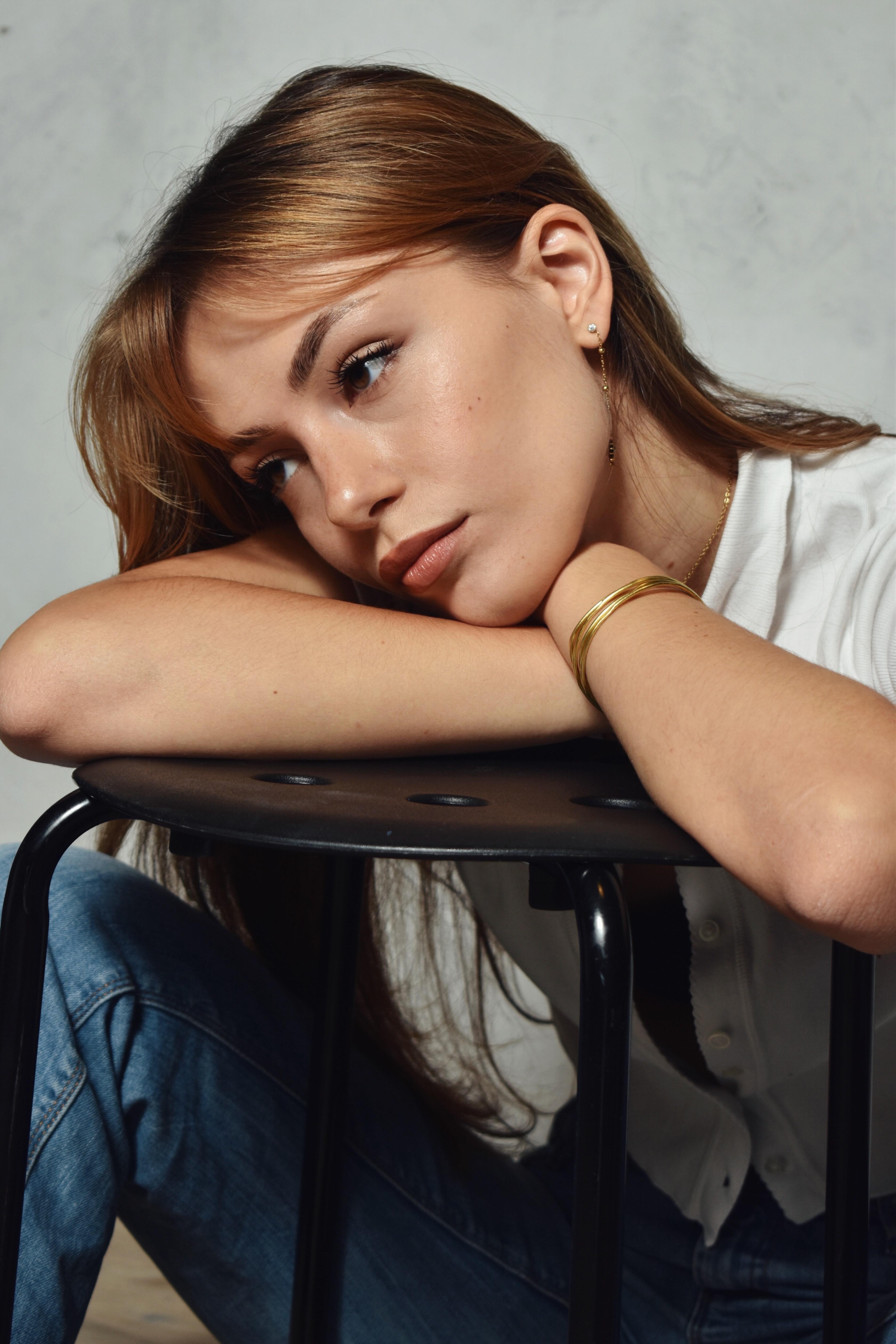 ACTRESS