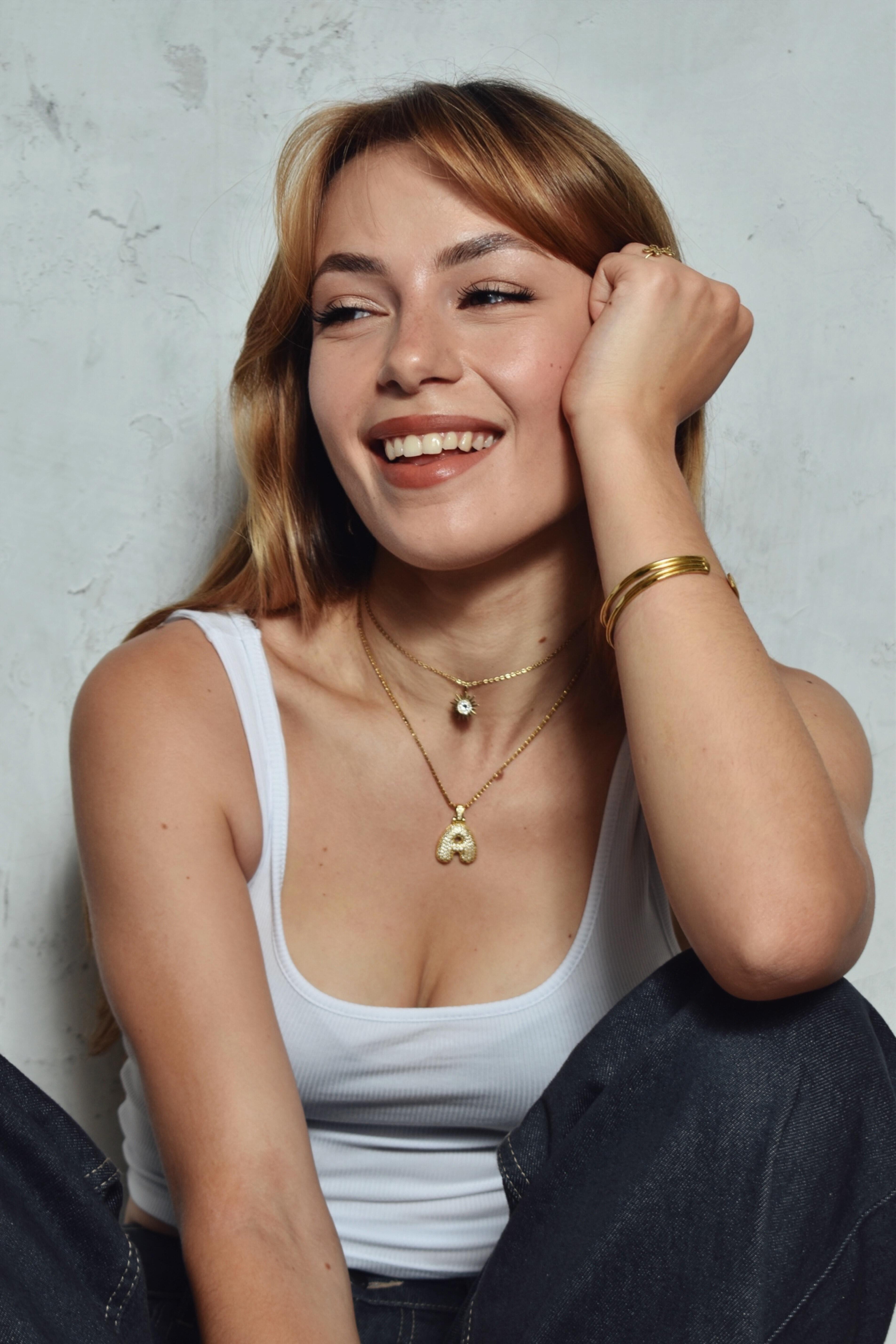 ACTRESS