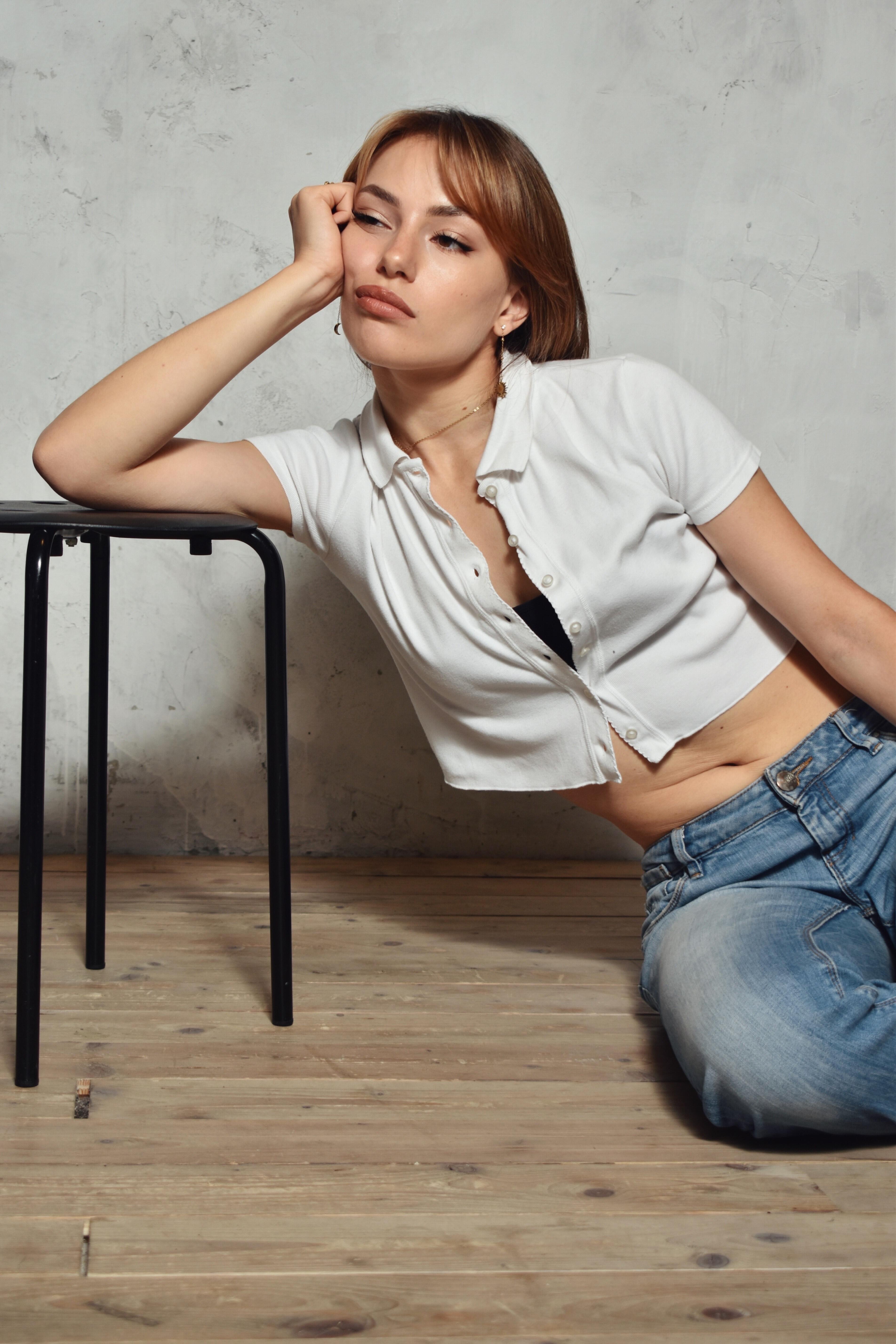 ACTRESS