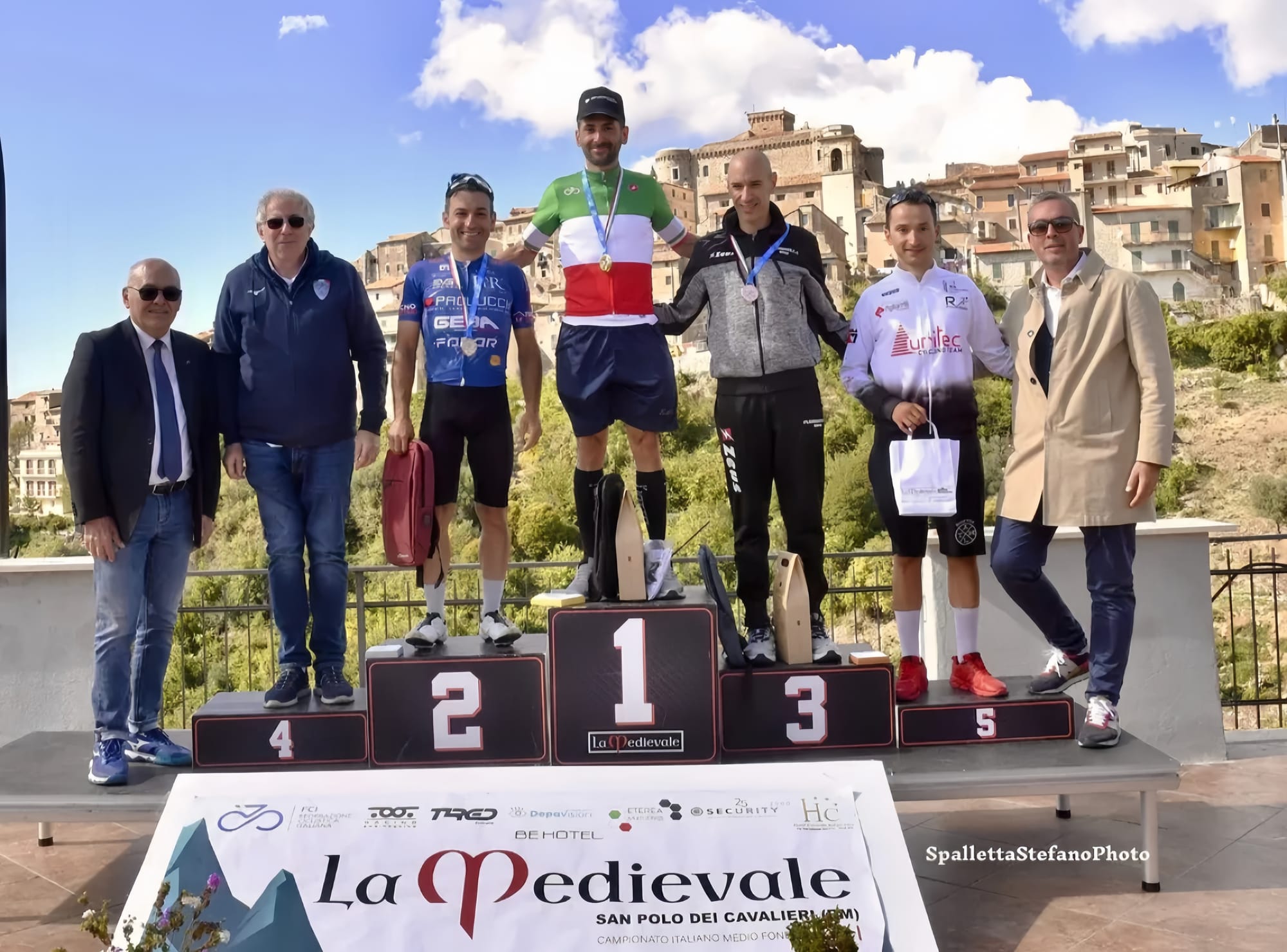 Antonio Esposito and Velix-Evo: FCI Italian National Champion 2025