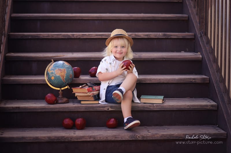 הטוהר הזה של הבונבון שבגזירת תלתל נהיה גבר קטן