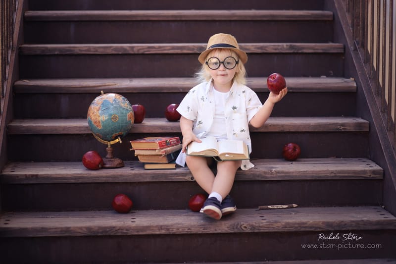 הטוהר הזה של הבונבון שבגזירת תלתל נהיה גבר קטן