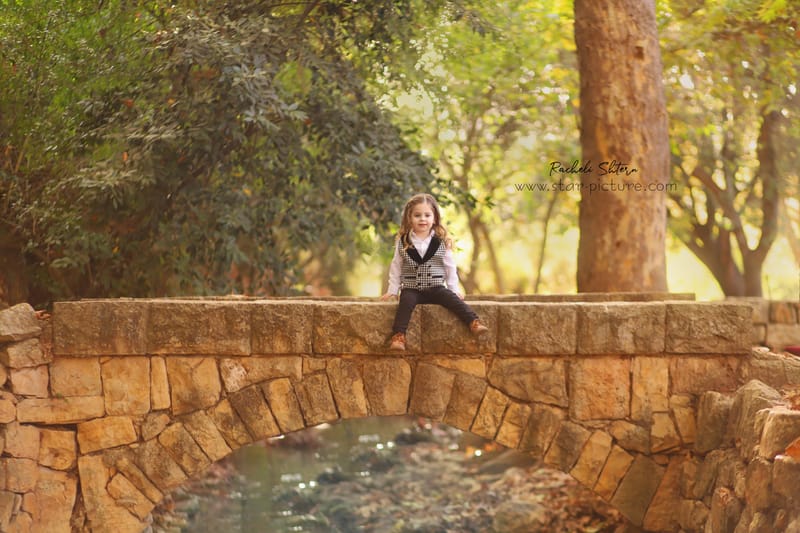הטוהר הזה של הבונבון שבגזירת תלתל נהיה גבר קטן
