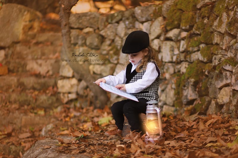 הטוהר הזה של הבונבון שבגזירת תלתל נהיה גבר קטן