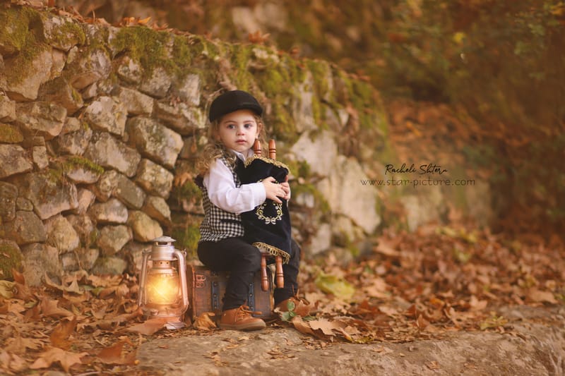 הטוהר הזה של הבונבון שבגזירת תלתל נהיה גבר קטן