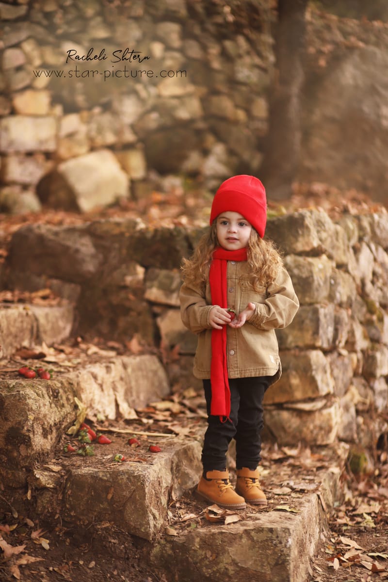 הטוהר הזה של הבונבון שבגזירת תלתל נהיה גבר קטן