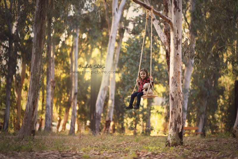 הטוהר הזה של הבונבון שבגזירת תלתל נהיה גבר קטן