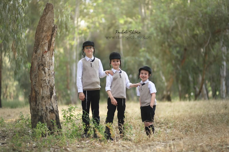 הטוהר הזה של הבונבון שבגזירת תלתל נהיה גבר קטן