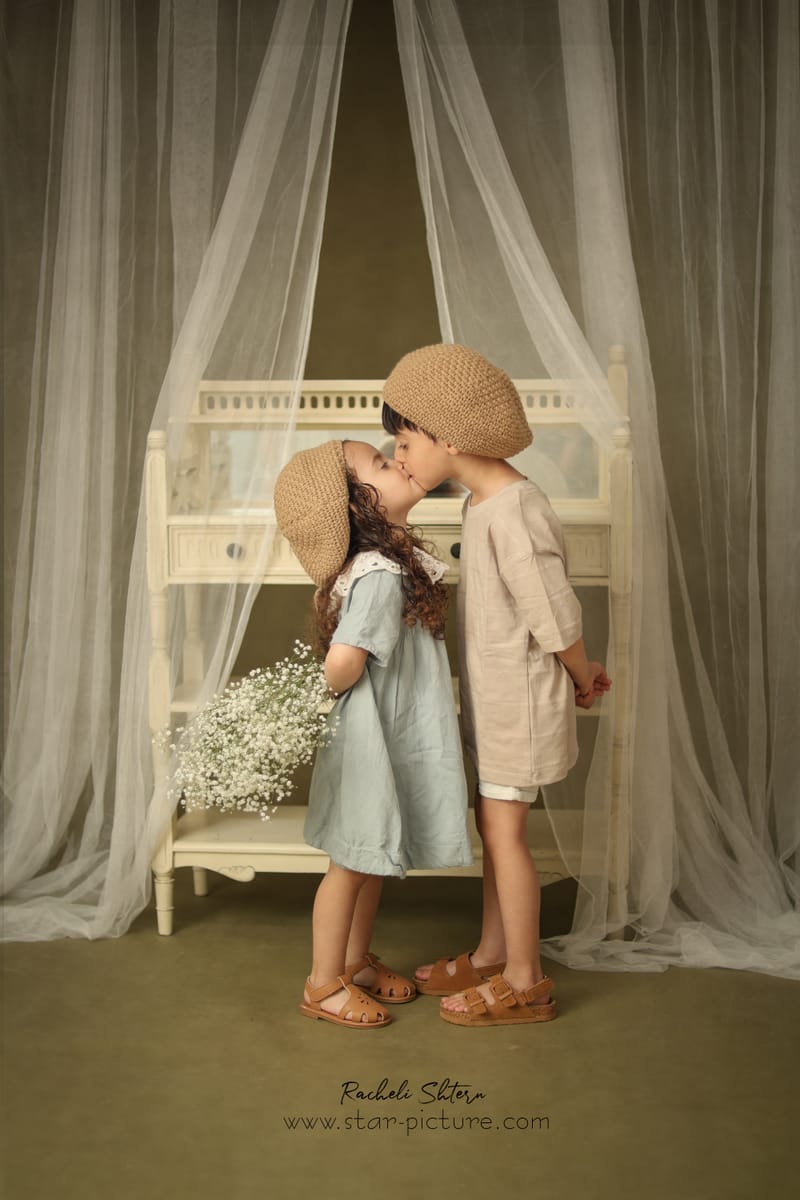 אין על זה- ליצור הכל מאפס, תאורה נכונה, סטיילינג מדוייק ואיבזור פרפקט.