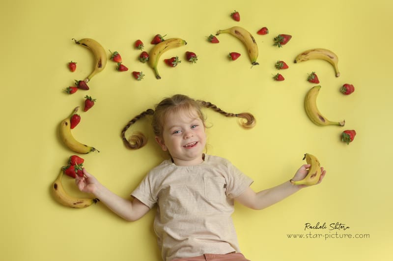 הרגע הזה שהוא עדיין שובב ותינוק , רגע לפני שהוא הופך להיות גבר קטן...