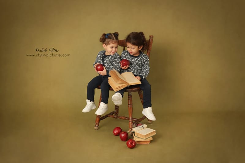 אין על זה- ליצור הכל מאפס, תאורה נכונה, סטיילינג מדוייק ואיבזור פרפקט.