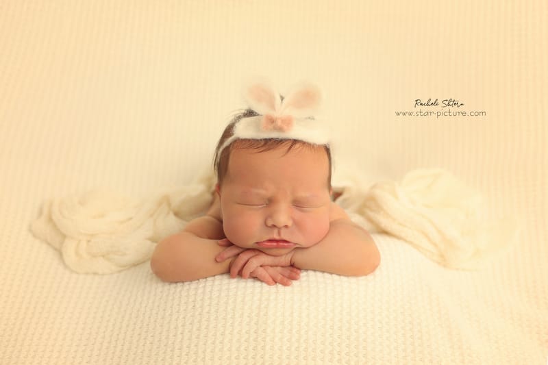 צבעים טבעיים זה פשוט לתת לרוך לדבר... לתת לפרצוף הרך והזעיר את כל תשומת הלב בפריים...